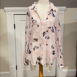 Cloth & stone pink floral print shirt